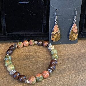 Elegant Multicolor Stone Bracelet and Earring Set